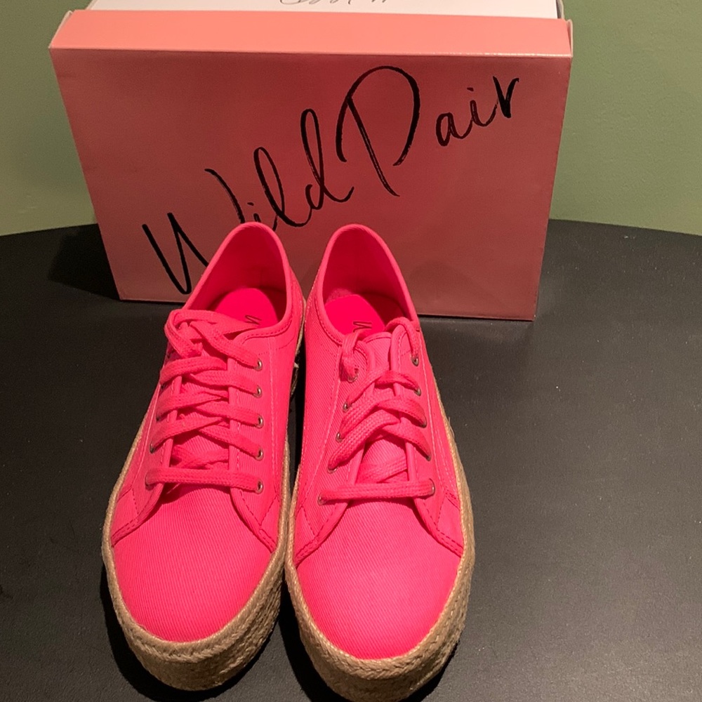 Wild Pair Hot Pink Canvas Low Top Sneakers